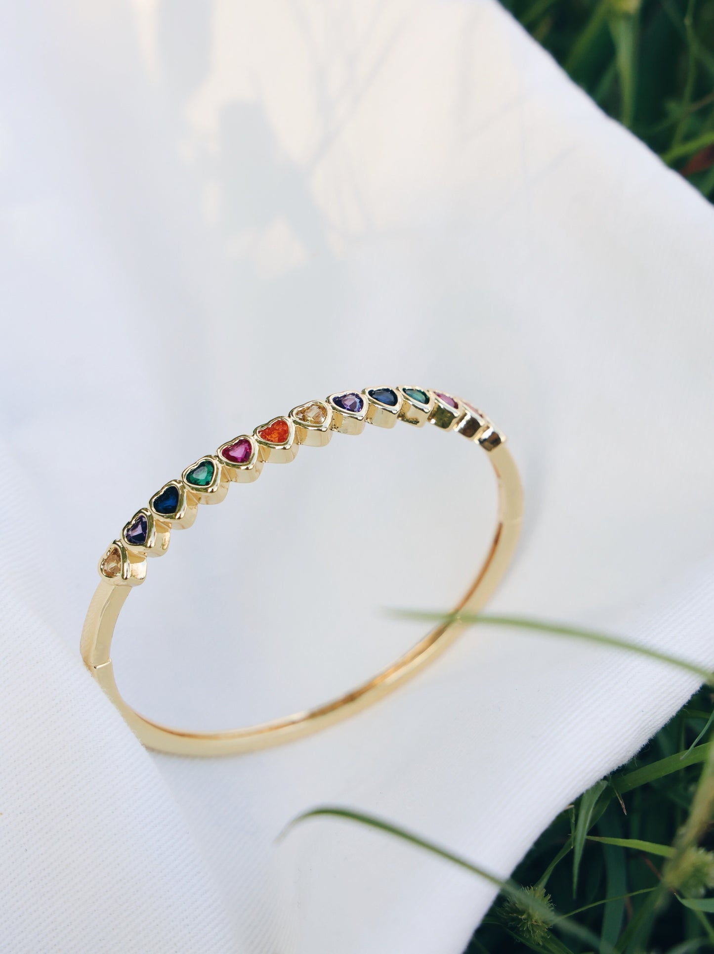 Vibrant Love Heart Bangle