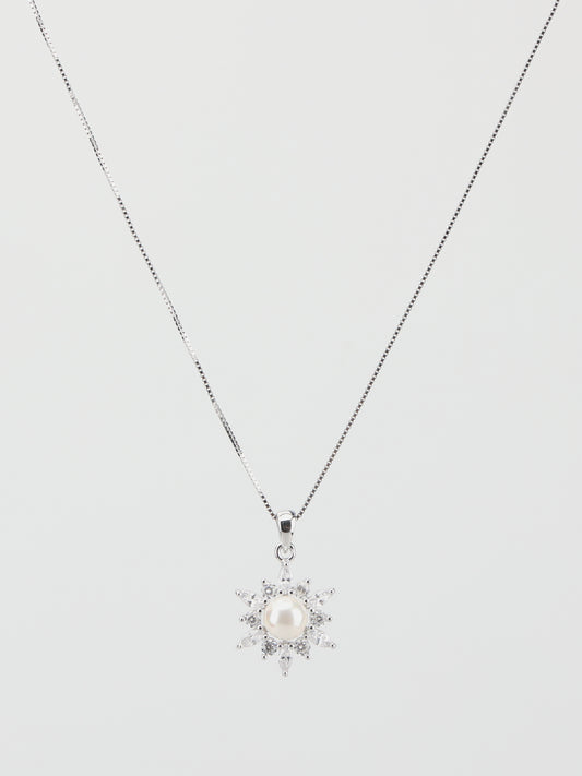 Crystal Snowflake with Pearl Inlay Necklace