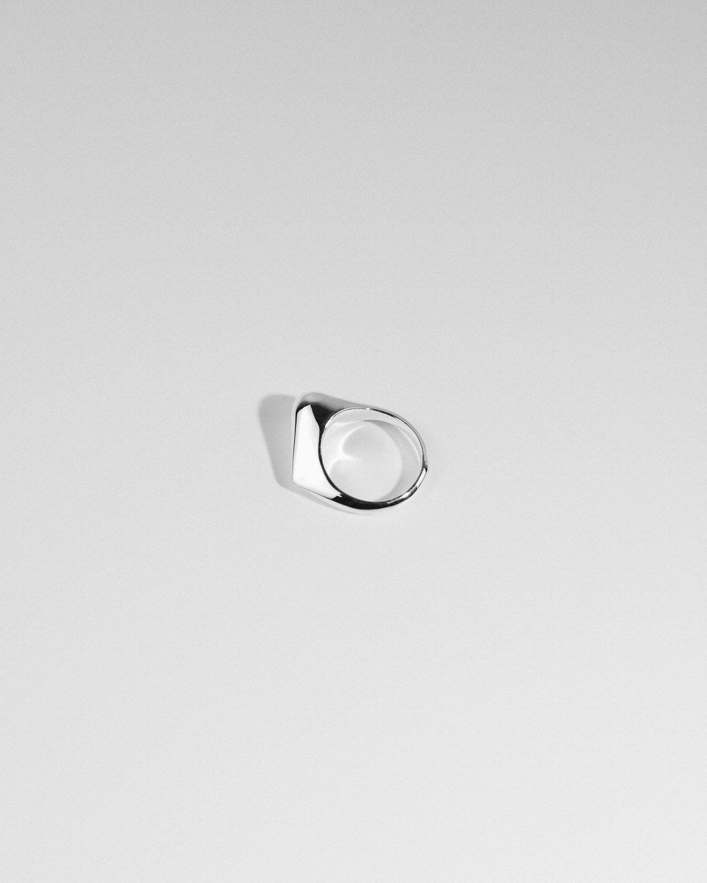 RAINDROP RING